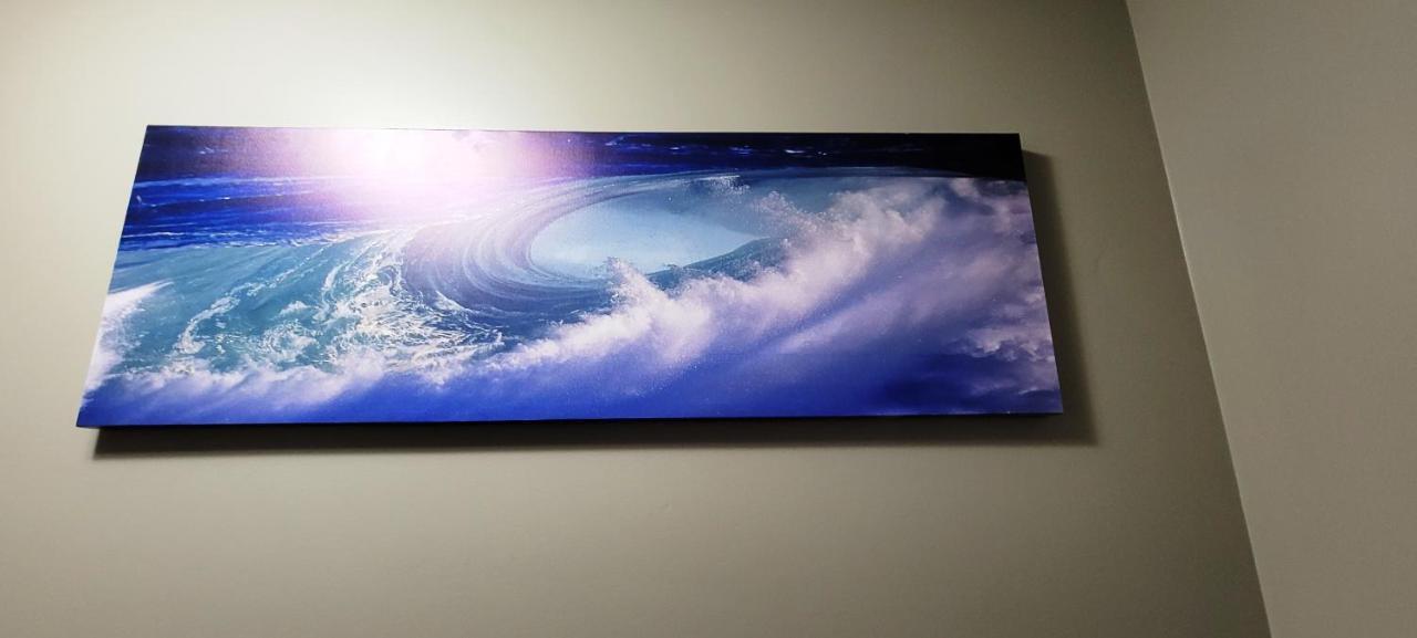 Blue Wave 2 Bedroom Suite 새스커툰 외부 사진
