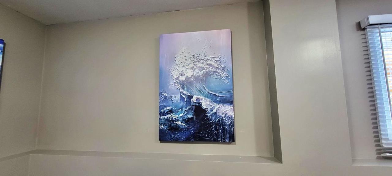 Blue Wave 2 Bedroom Suite 새스커툰 외부 사진